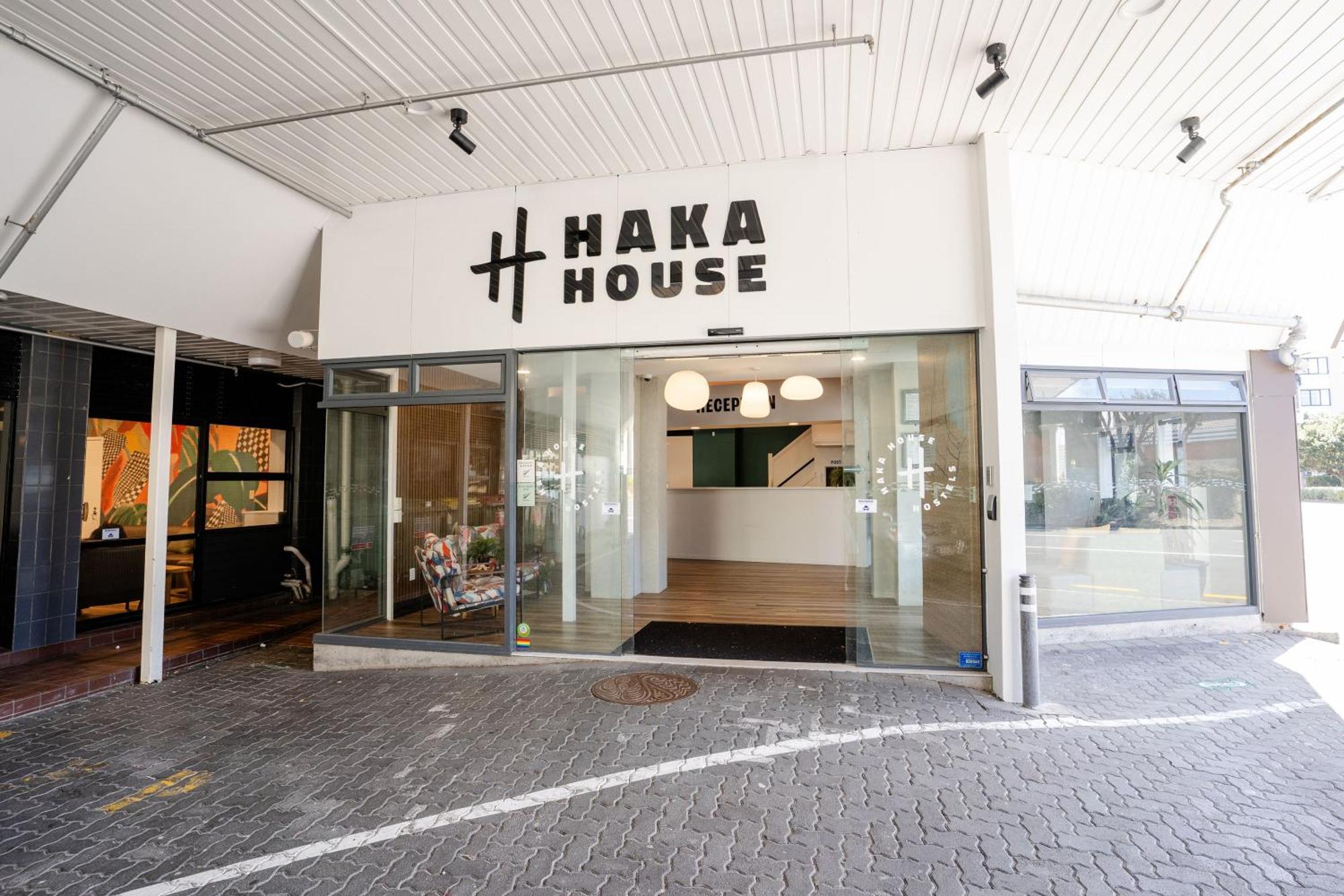 Hostel YHA Wellington Exterior foto Haka House